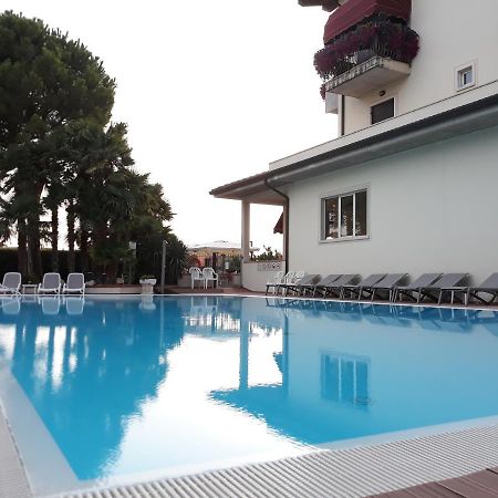 Hotel Da Roberto Lazise Kültér fotó
