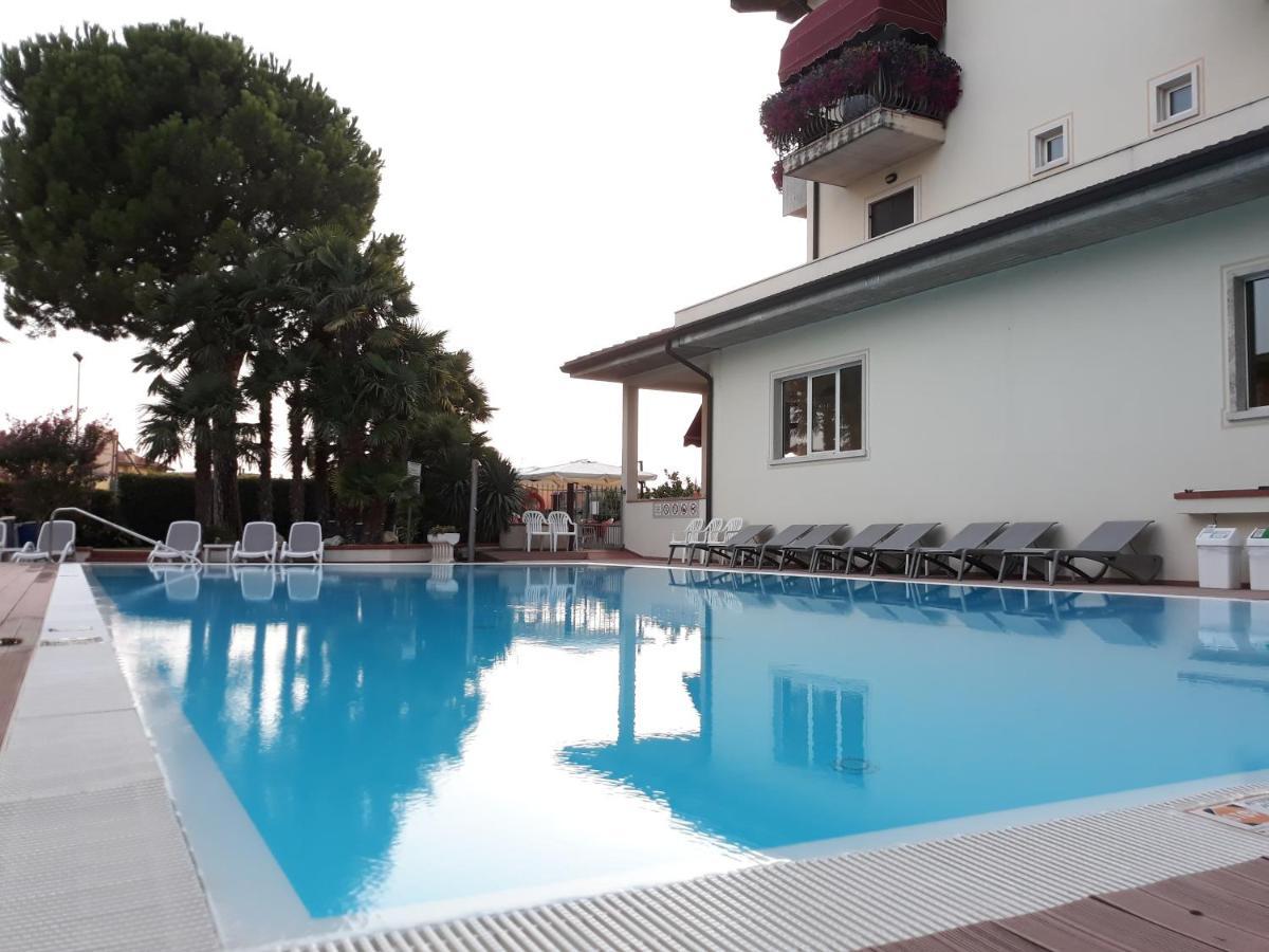Hotel Da Roberto Lazise Kültér fotó