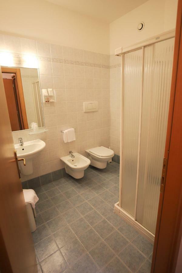 Hotel Da Roberto Lazise Kültér fotó