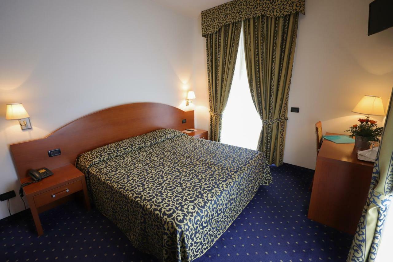 Hotel Da Roberto Lazise Kültér fotó