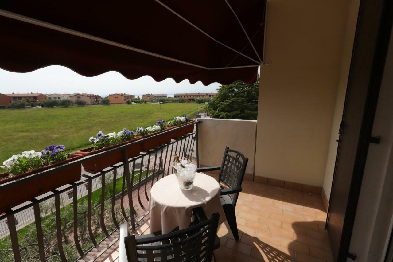 Hotel Da Roberto Lazise Kültér fotó