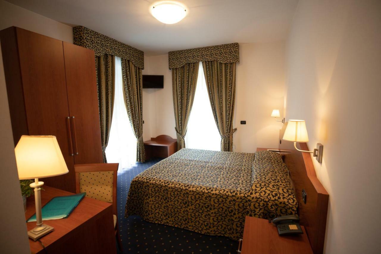 Hotel Da Roberto Lazise Kültér fotó