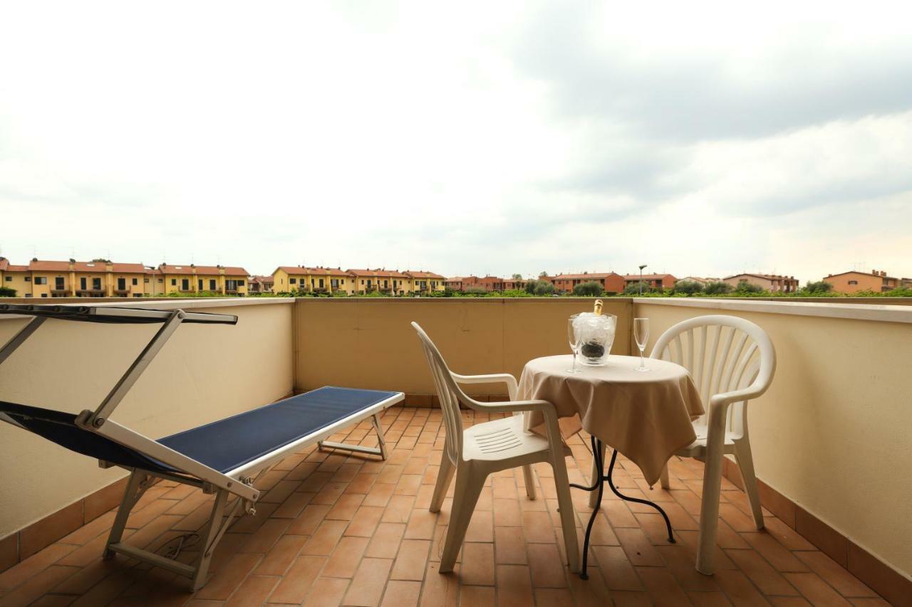 Hotel Da Roberto Lazise Kültér fotó