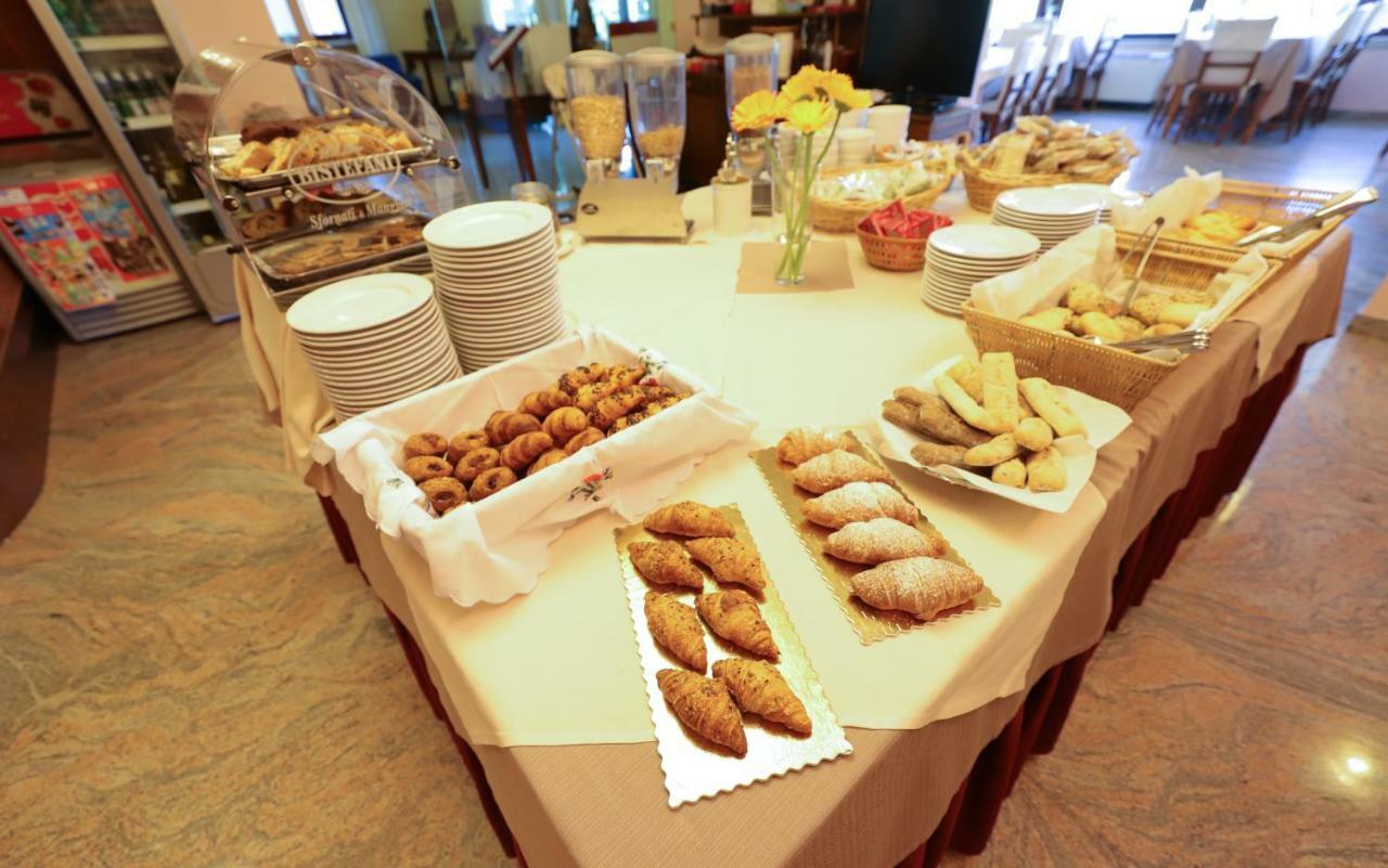 Hotel Da Roberto Lazise Kültér fotó